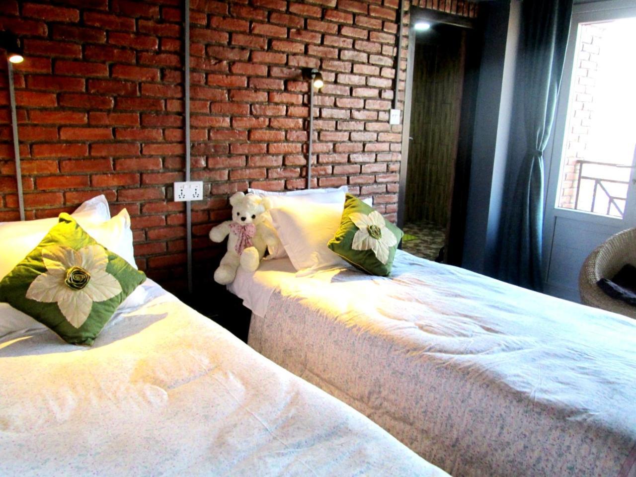 Cafe Beyond And Guest House Bhaktapur Ngoại thất bức ảnh